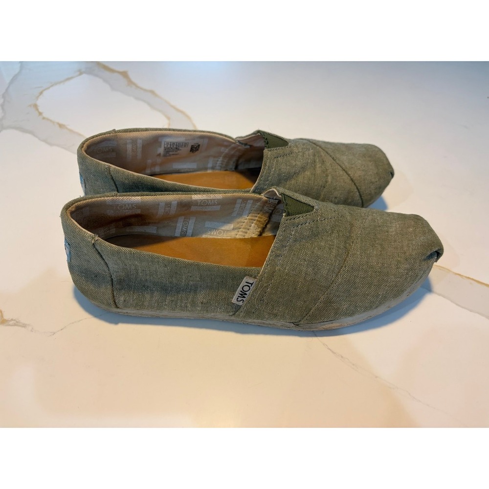 TOMS Classic Canvas Slip-On Shoes Women's Size 8 Sage Green Casual Flats Comfort